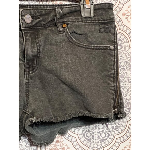 Silence + Noise Womens Black Denim Cut-Off Shorts Size 4 - Picture 5 of 11